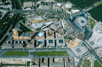 1999: Berlin, Hotel-, Bro- und Einzelhandelbau, Hochhaus