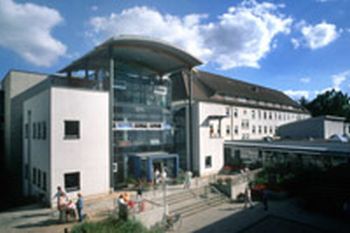 2009: Hamburg, Krankenhausbau, Neubau einer OP-
Abteilung mit 7x Operationsraum mit je Raumklasse Ia und einer MRT-Abteilung